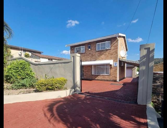 6 BEDROOM HOUSE FOR SALE IN SHALLCROSS